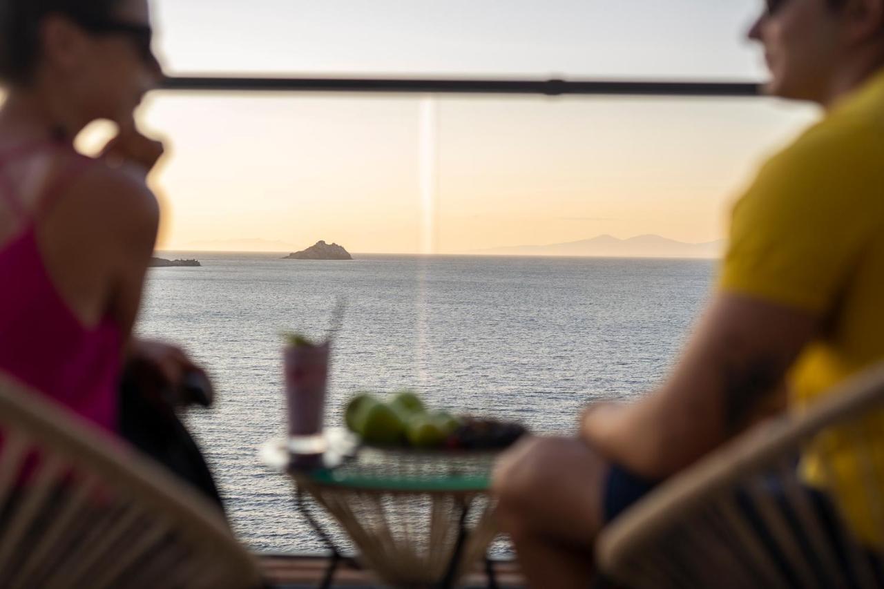 Nixie Hotel & Beach - Adult Only ยาลึคคาวัค ภายนอก รูปภาพ