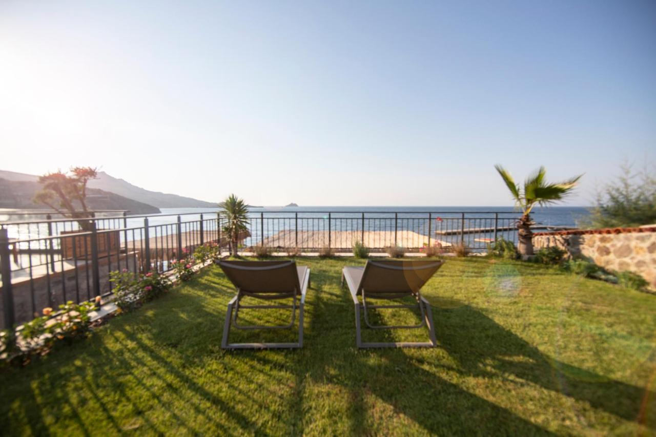 Nixie Hotel & Beach - Adult Only ยาลึคคาวัค ภายนอก รูปภาพ