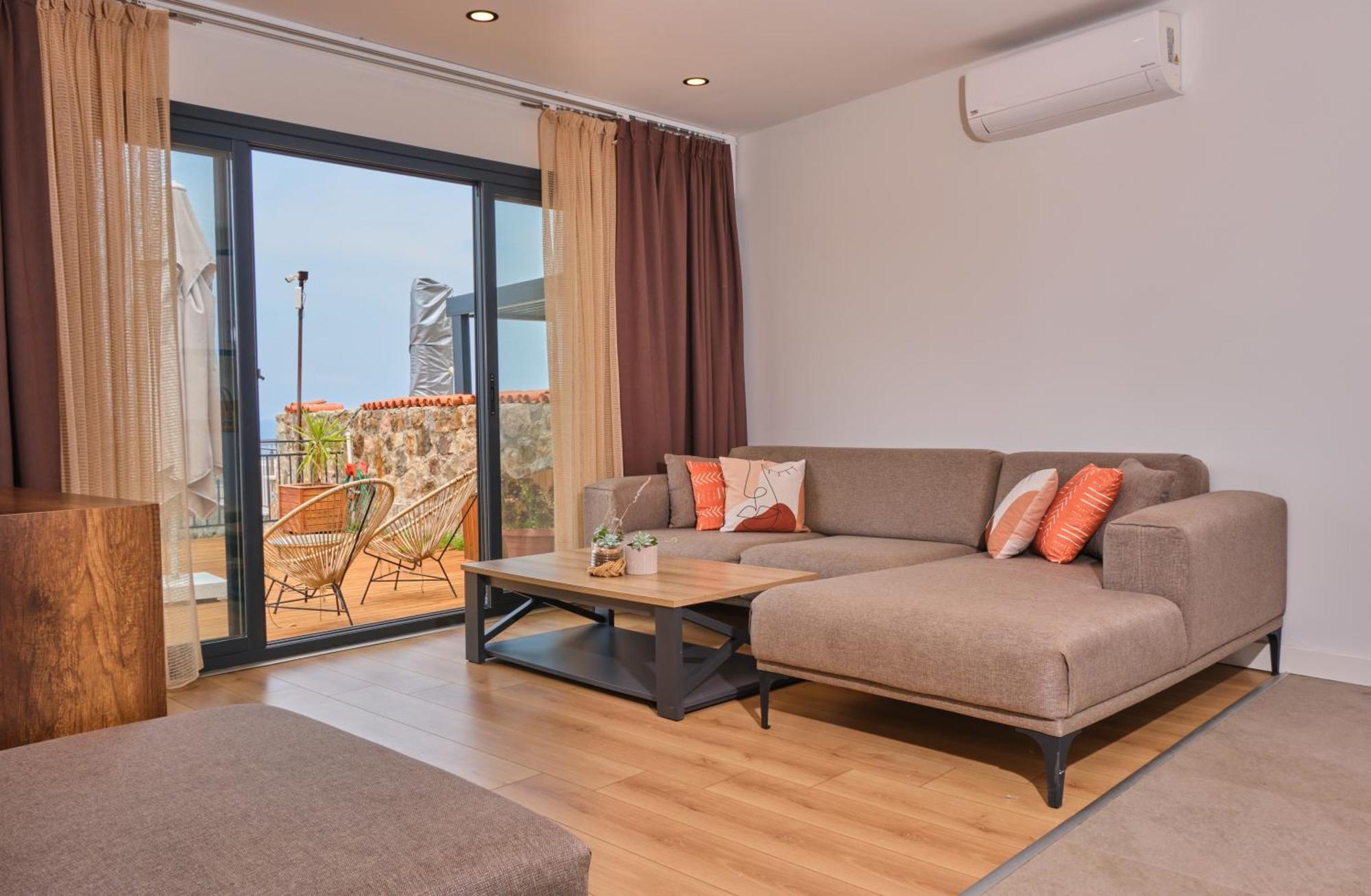 Nixie Hotel & Beach - Adult Only ยาลึคคาวัค ภายนอก รูปภาพ