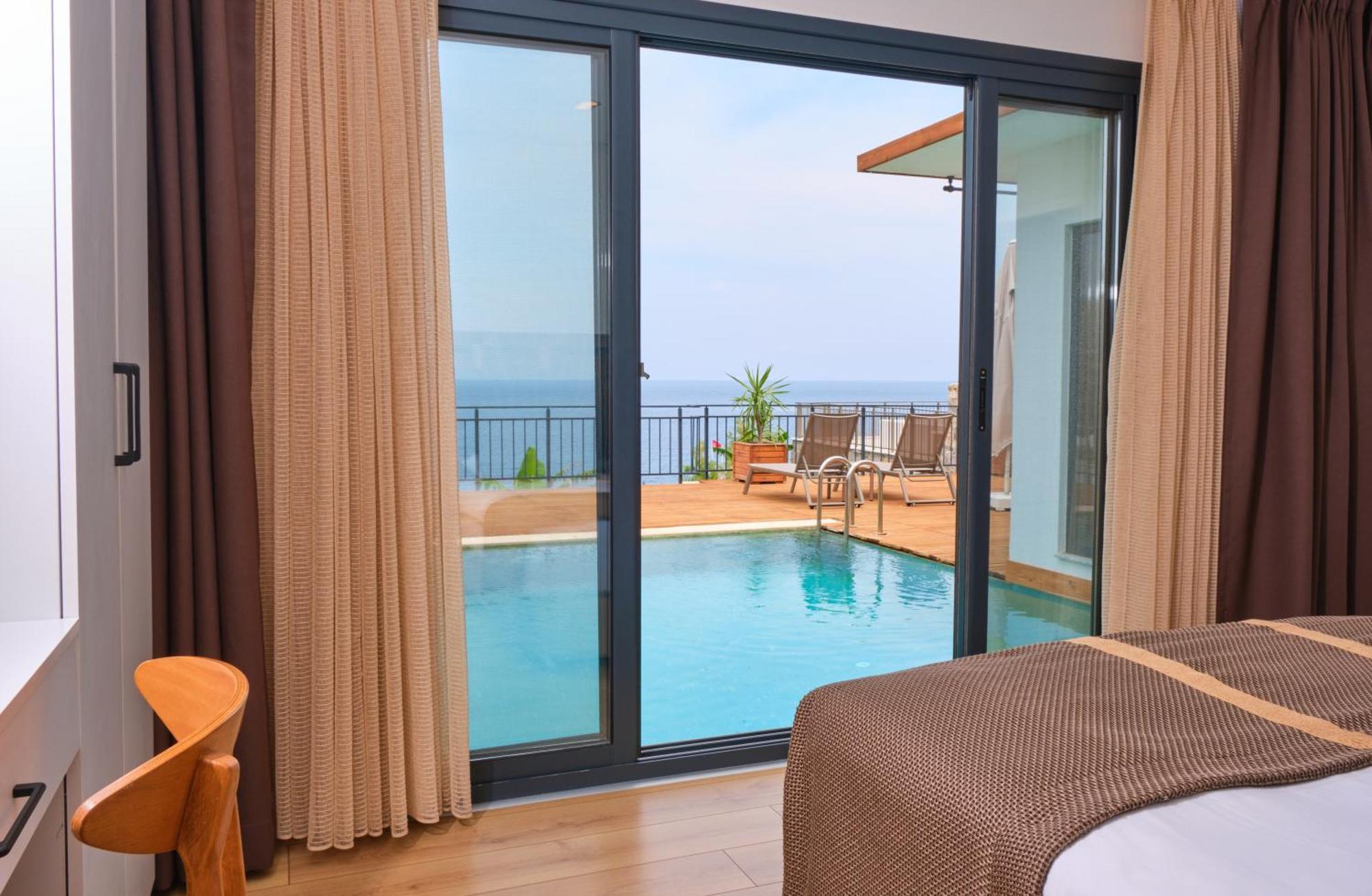 Nixie Hotel & Beach - Adult Only ยาลึคคาวัค ภายนอก รูปภาพ